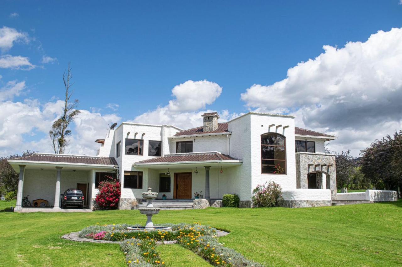 La Casa del Lago Otavalo Exterior foto